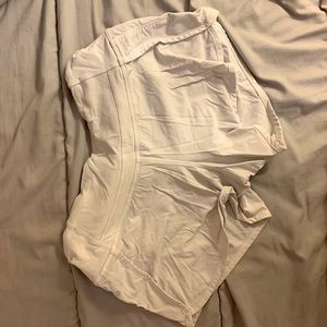 Lululemon White Speed Up Shorts Size 2